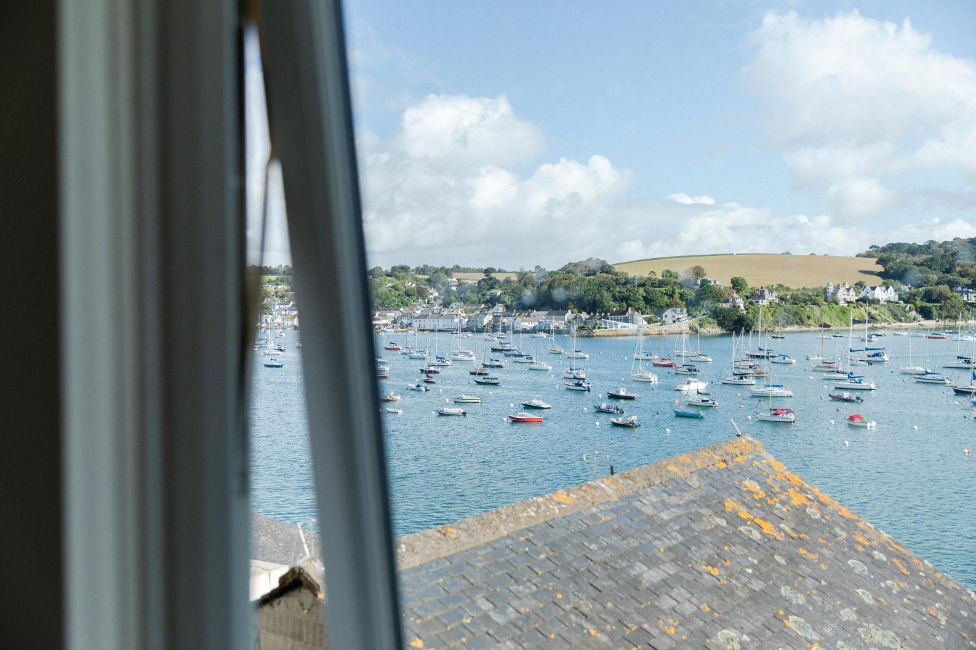 Star & Garter Apartment Falmouth Exterior photo